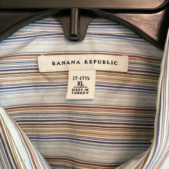 Men’s Banana Republic button down shirt - Picture 3 of 3